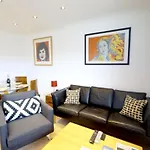 Signet Apartments - Coronation House